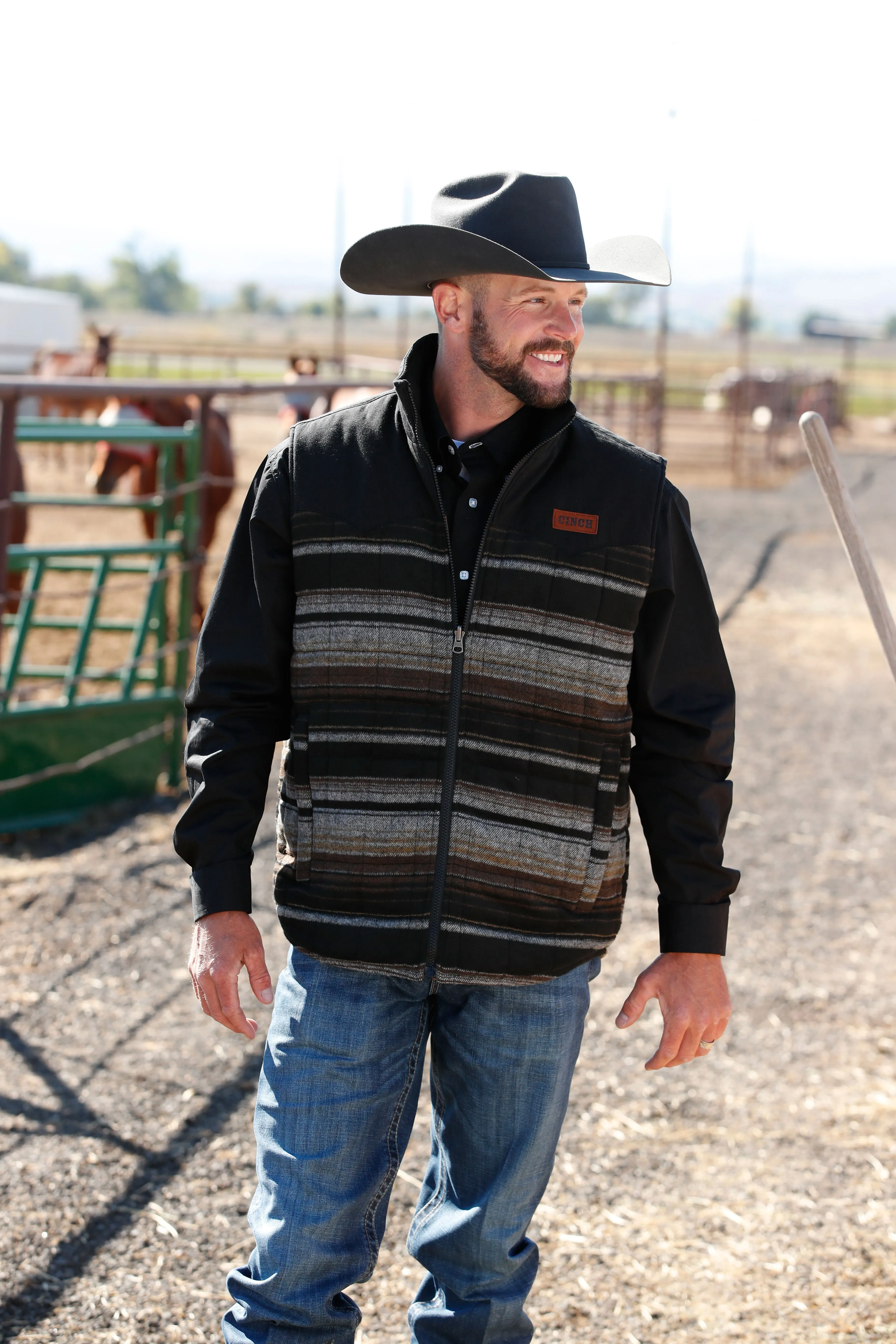 Cinch Men's Brown Quilted Reversible Vest