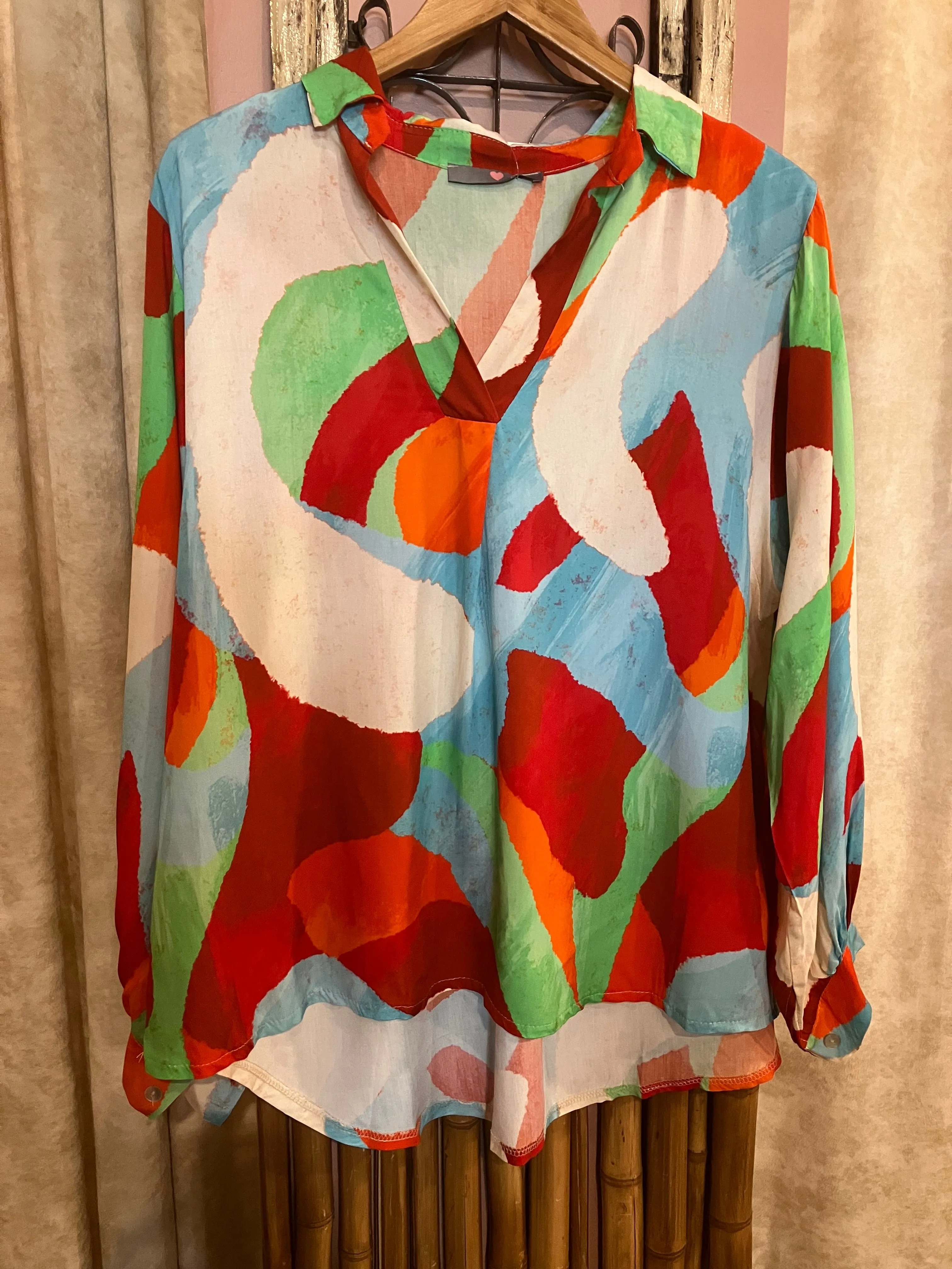 Italian abstract blouses ￼