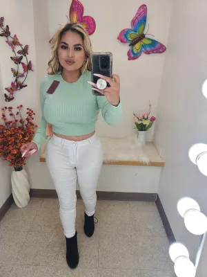 Pricilla mint green