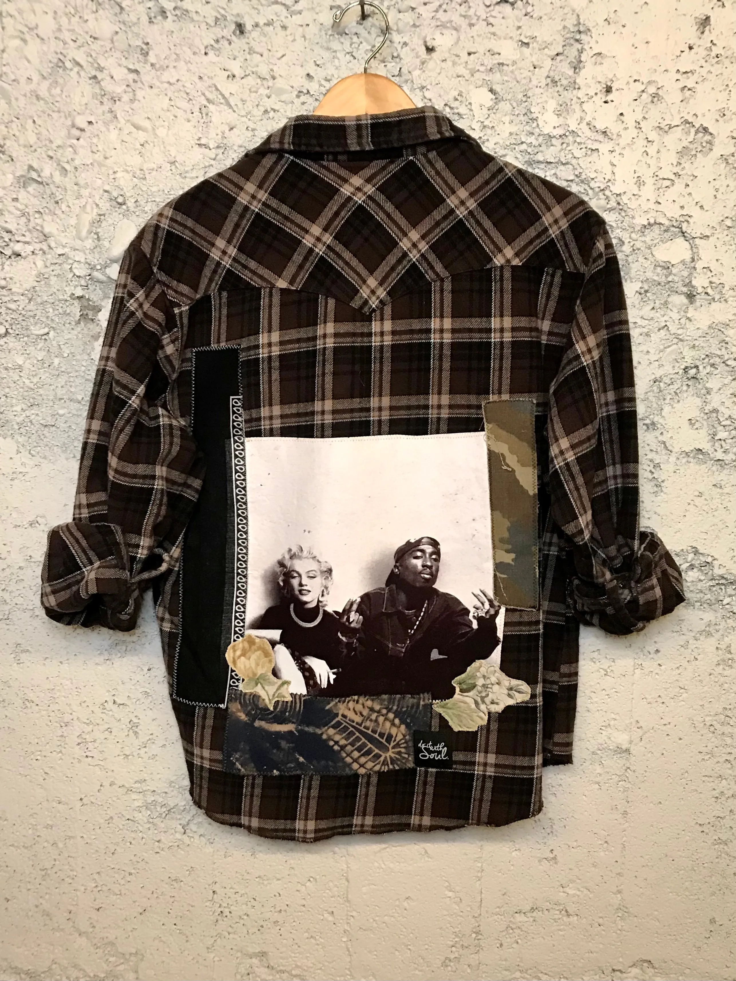Tupac   Marilyn Flannel