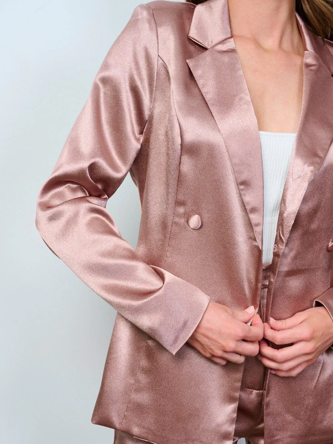 WOMEN'S LONG SLEEVE BLAZER & BUTTON CLOSURE PANTS SATIN 2PC. SET